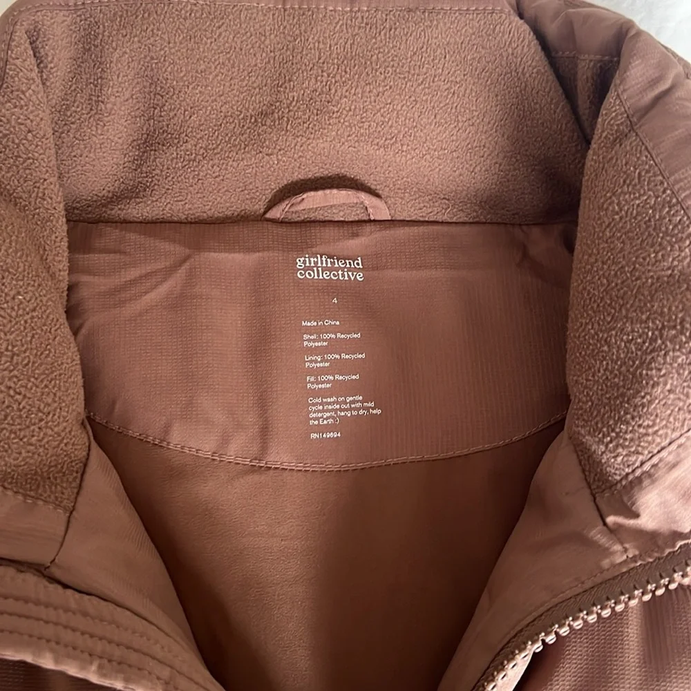 Girlfriend Collective Everyone Puffer Vest in Coffee - Picture 3 of 7